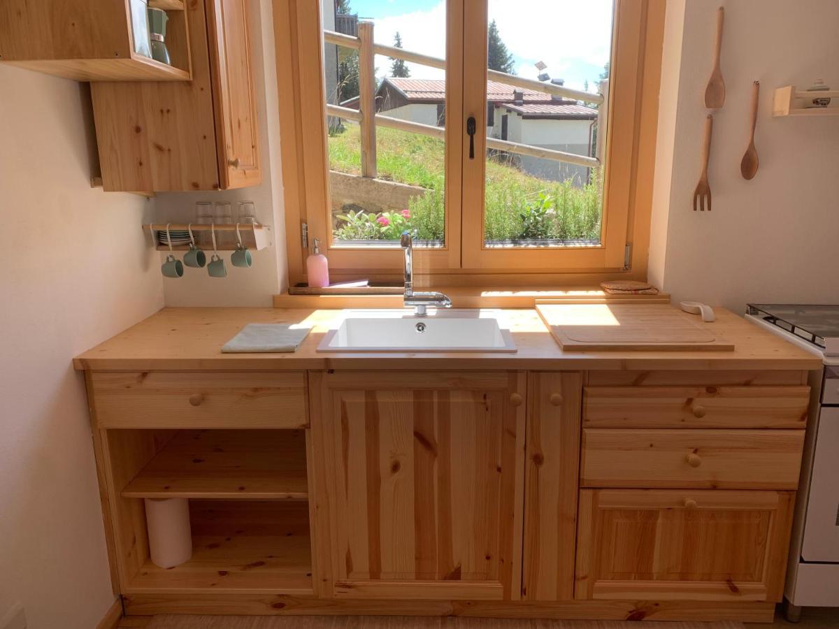 Chalet Baita Delle Favole Di Rosarita Berbenno di Valtellina Exteriör bild