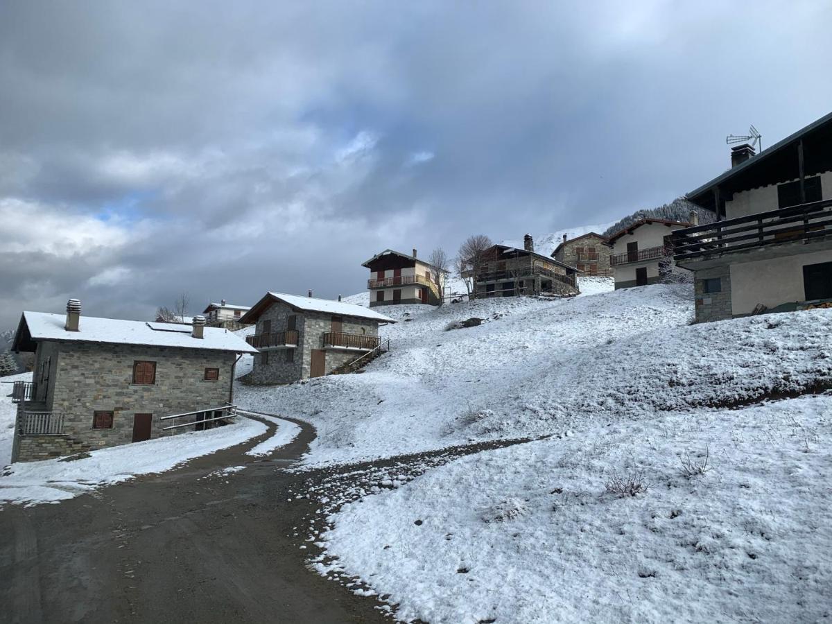 Chalet Baita Delle Favole Di Rosarita Lägenhet Berbenno di Valtellina Exteriör bild